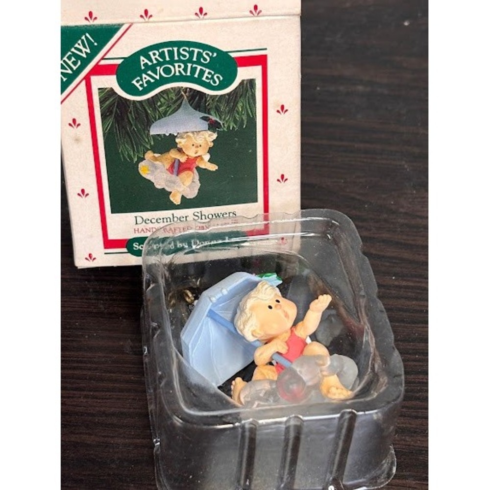 1987 Hallmark December Showers Angel Ornament Artists Favorites Donna Lee